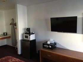 Westward Inn
