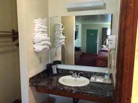 Westward Inn