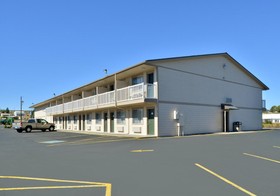 Americas Best Value Inn Burns