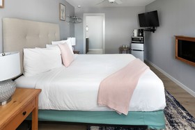 Inn At Haystack Rock