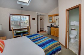 Inn At Haystack Rock