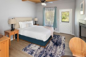 Inn At Haystack Rock