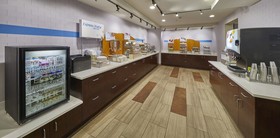 Holiday Inn Express & Suites Medford-Central Point