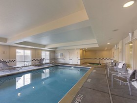 La Quinta Inn & Suites by Wyndham Central Point - Medford
