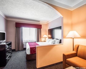 Comfort Suites