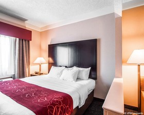 Comfort Suites