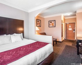 Comfort Suites