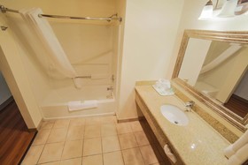 Sunnyside Inn & Suites