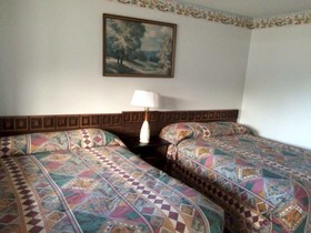 Captain John's Motel