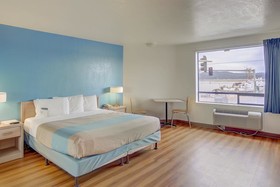 Motel 6 Coos Bay #1244