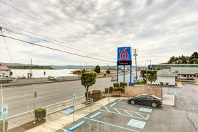 Motel 6 Coos Bay #1244