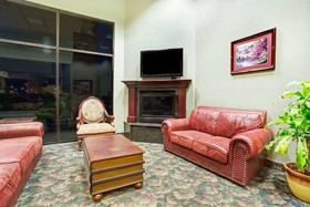 Super 8 by Wyndham Creswell / South Eugene