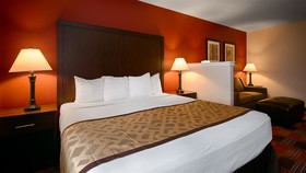 Best Western Dallas Inn & Suites