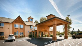 Best Western Dallas Inn & Suites