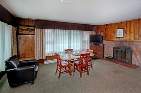 Clarion Inn Surfrider Resort