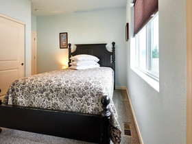 Surfer's Beach Retreat