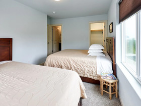 Surfer's Beach Retreat