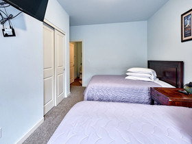 Surfer's Beach Retreat