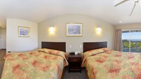 Travelodge by Wyndham Depoe Bay