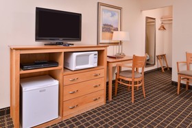 Campus Inn & Suites