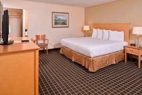 Campus Inn & Suites