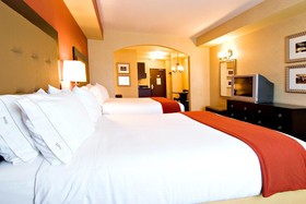 Holiday Inn Express Hotel & Suites Eugene Downtown University