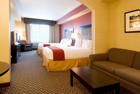 Holiday Inn Express Hotel & Suites Eugene Downtown University