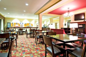 Holiday Inn Express Hotel & Suites Eugene Downtown University