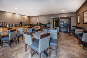 La Quinta Inn & Suites by Wyndham Eugene