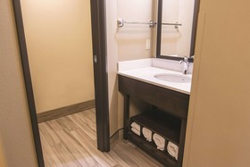 La Quinta Inn & Suites by Wyndham Eugene