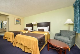 University Inn & Suites
