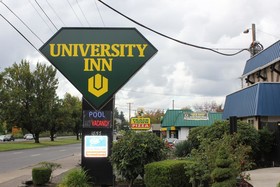 University Inn & Suites