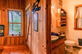 Sun Mountain Ranch BunkHouse