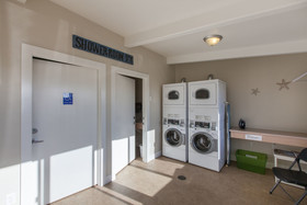 Harborview Inn & RV Park