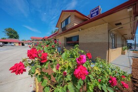 Budget Inn Gladstone By OYO - Portland/Clackamas