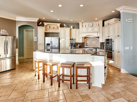 Admiral's Beach Retreat