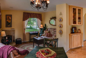 Romantic Rogue River Cottage