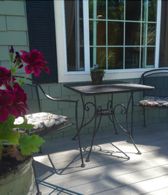 Romantic Rogue River Cottage