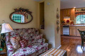 Romantic Rogue River Cottage