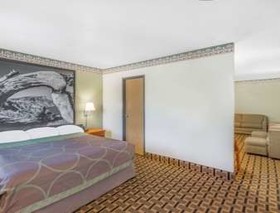 Super 8 by Wyndham Grants Pass