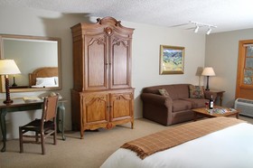 The Lodge at Riverside