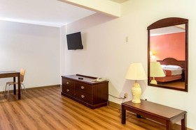 Motel 6 Gresham City Center