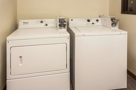 Super 8 by Wyndham Gresham/Portland Area OR