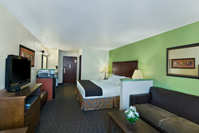 Oxford Suites Hermiston