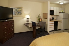 Larkspur Landing Extended Stay Suites Hillsboro