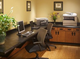 Larkspur Landing Extended Stay Suites Hillsboro