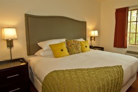 Columbia Cliff Villas Hood River