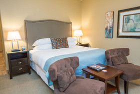 Columbia Cliff Villas Hood River