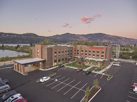 Hampton Inn & Suites Hood River