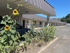 Riverside Inn John Day by OYO Rooms